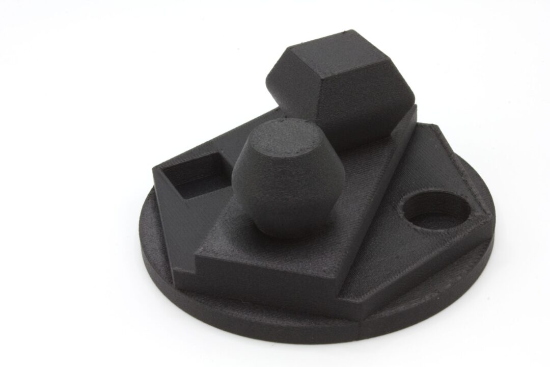 3D-Druck PA6-CF schwarz – technisches Material (auf Anfrage)